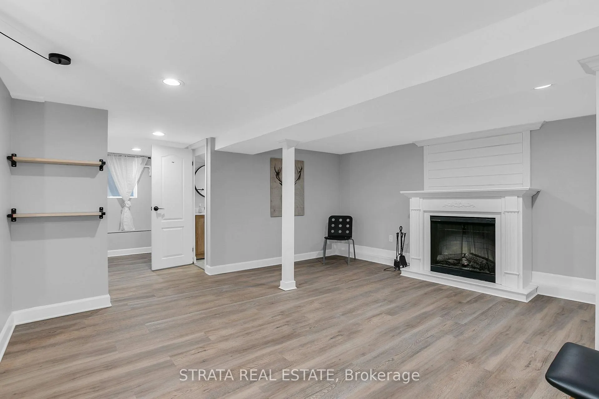 Photo 39 of 40 Roe Avenue, Toronto, Lawrence Park North — HOMEH