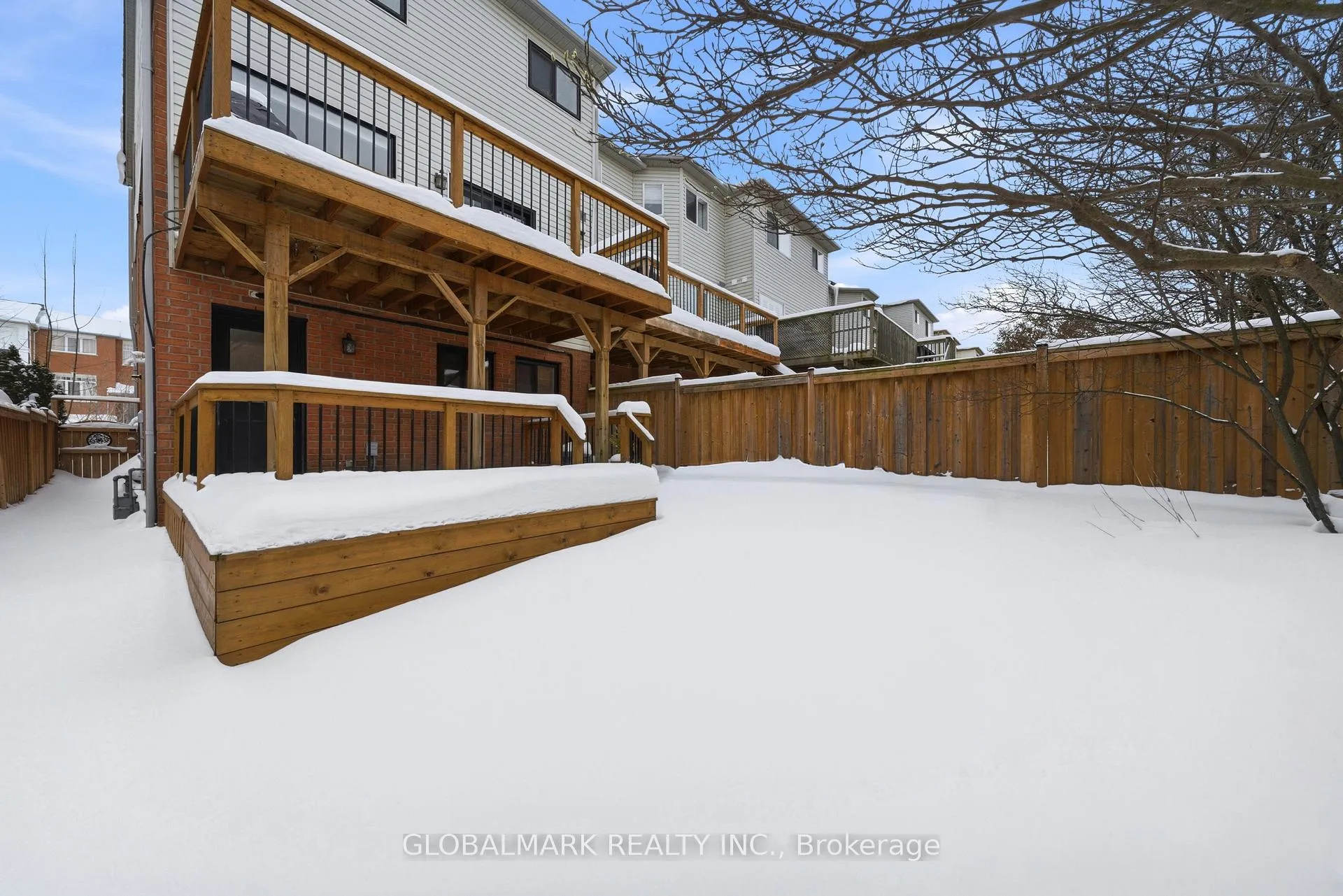 Photo 25 of 10 Grey Owl Run, Halton Hills, Georgetown — HOMEH