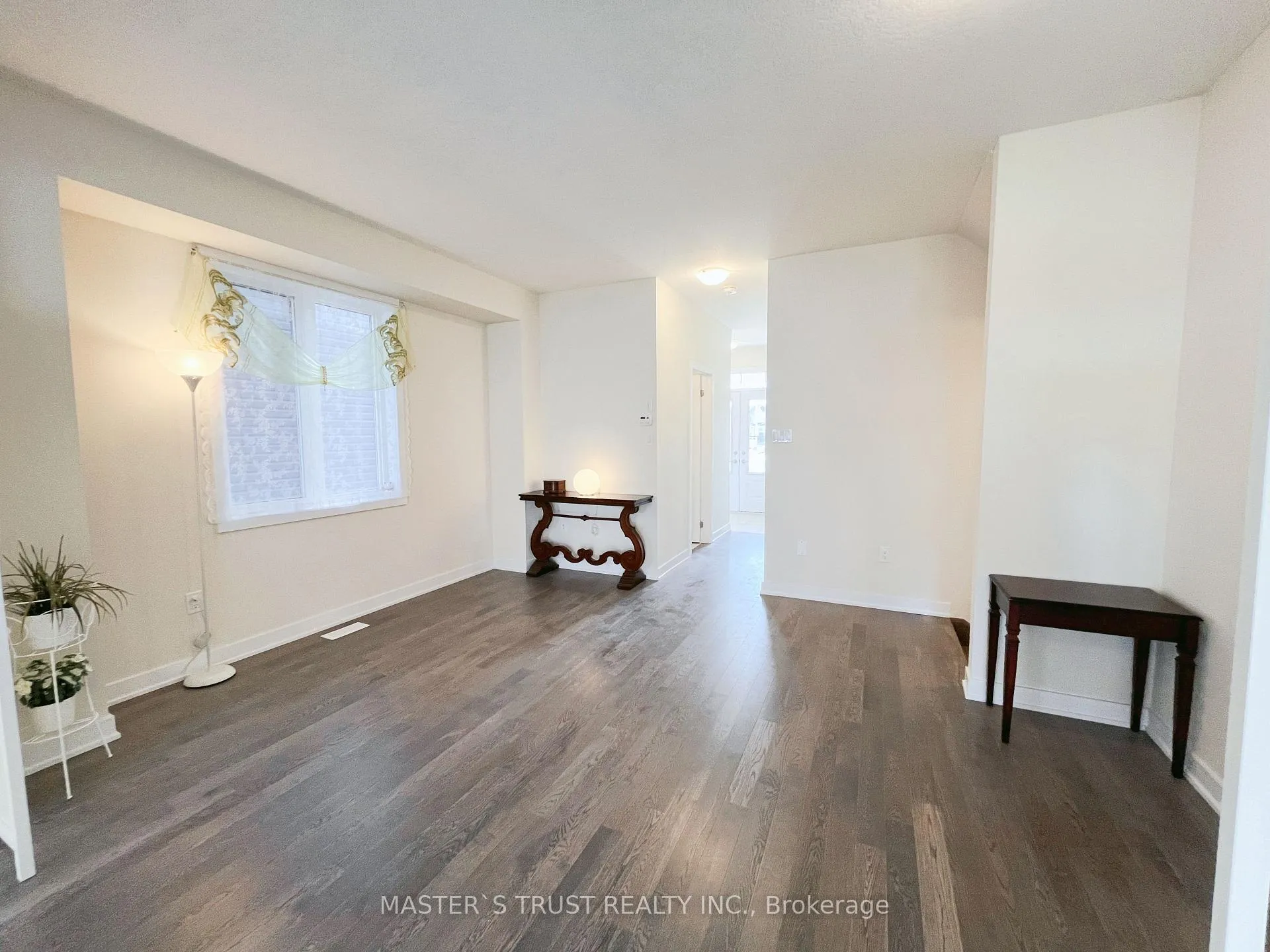 Photo 7 of 141 Keelson Street, Welland, Dain City — HOMEH