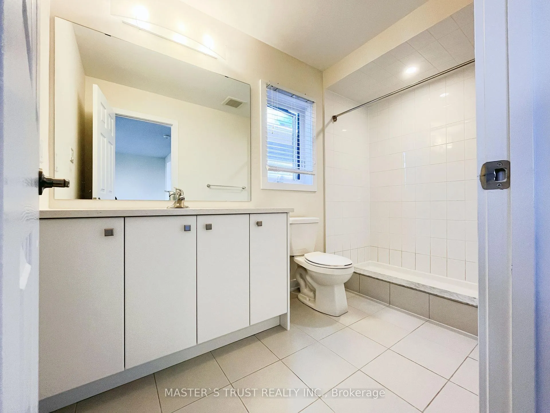 Photo 15 of 141 Keelson Street, Welland, Dain City — HOMEH