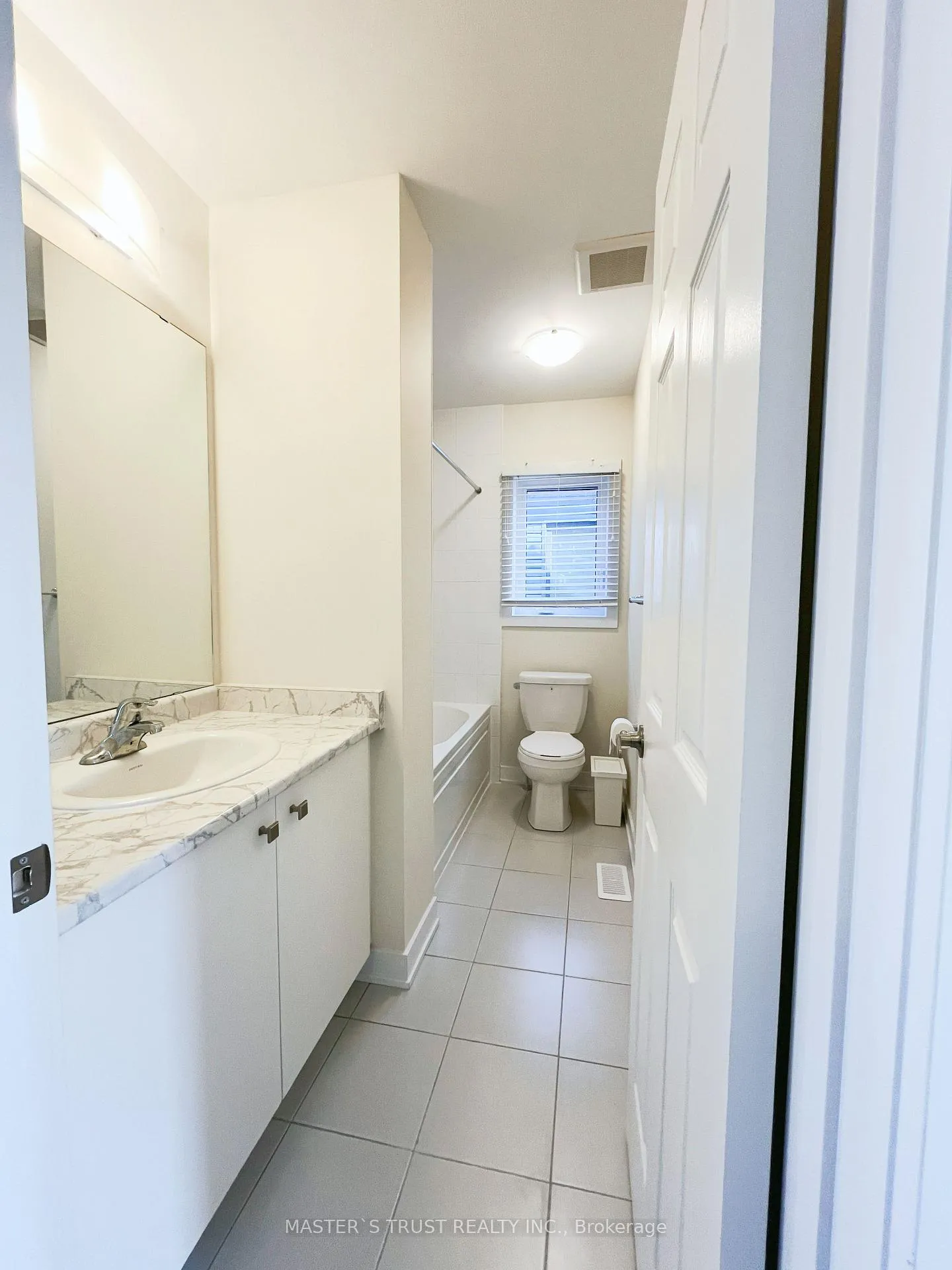 Photo 18 of 141 Keelson Street, Welland, Dain City — HOMEH