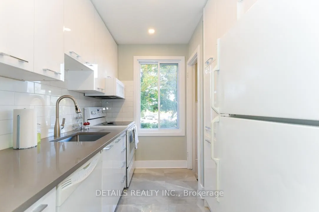 Photo 11 of 334 Rockhurst Avenue, Ottawa, Ottawa West — HOMEH