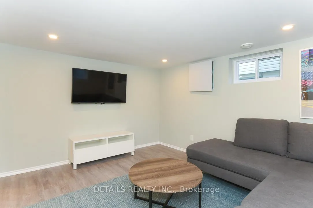Photo 23 of 334 Rockhurst Avenue, Ottawa, Ottawa West — HOMEH