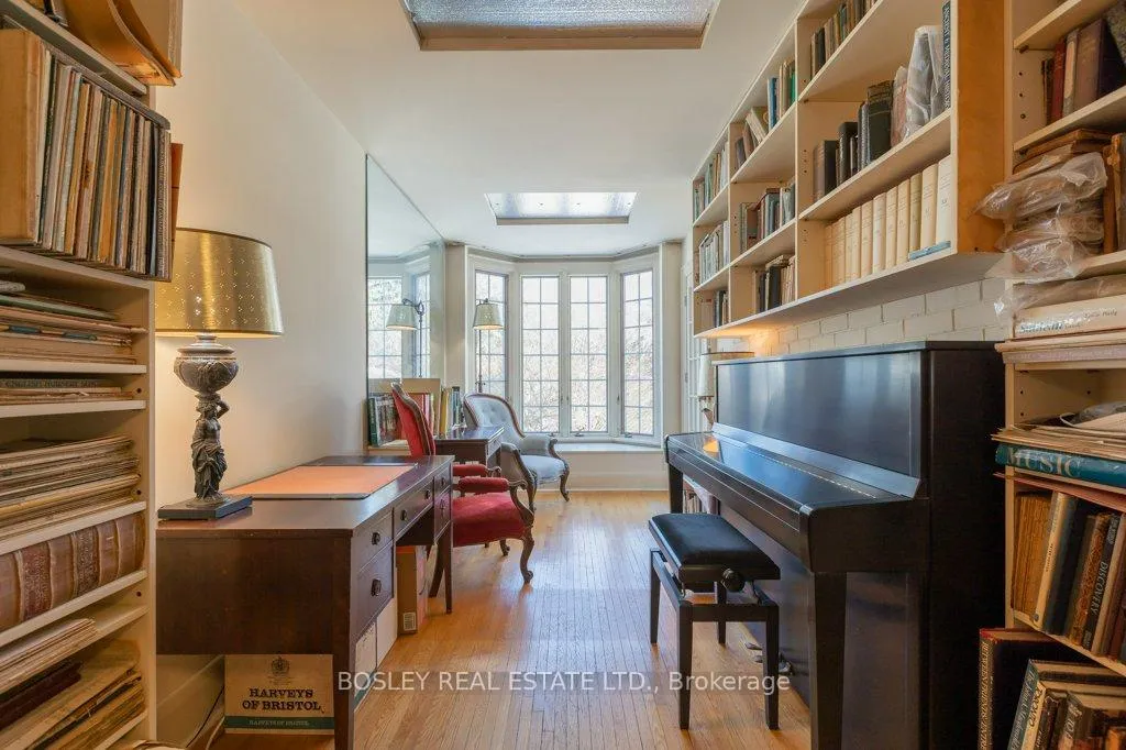 Photo 11 of 47 Harper Avenue, Toronto, Rosedale-Moore Park — HOMEH