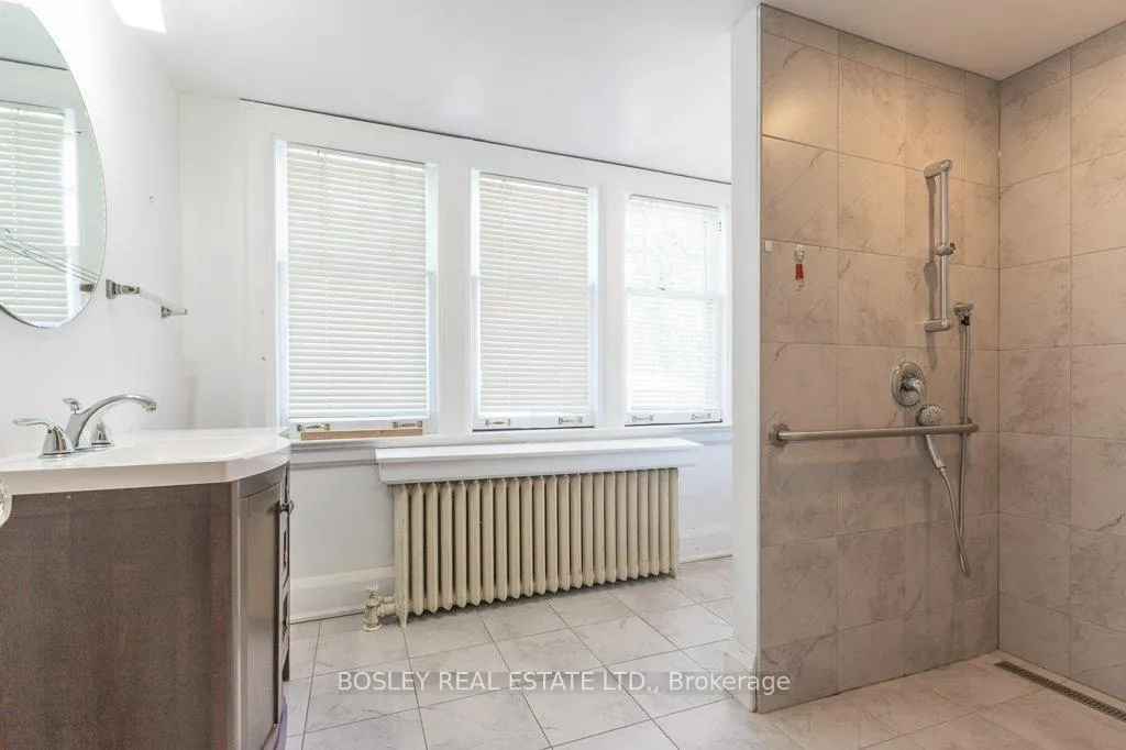 Photo 12 of 47 Harper Avenue, Toronto, Rosedale-Moore Park — HOMEH