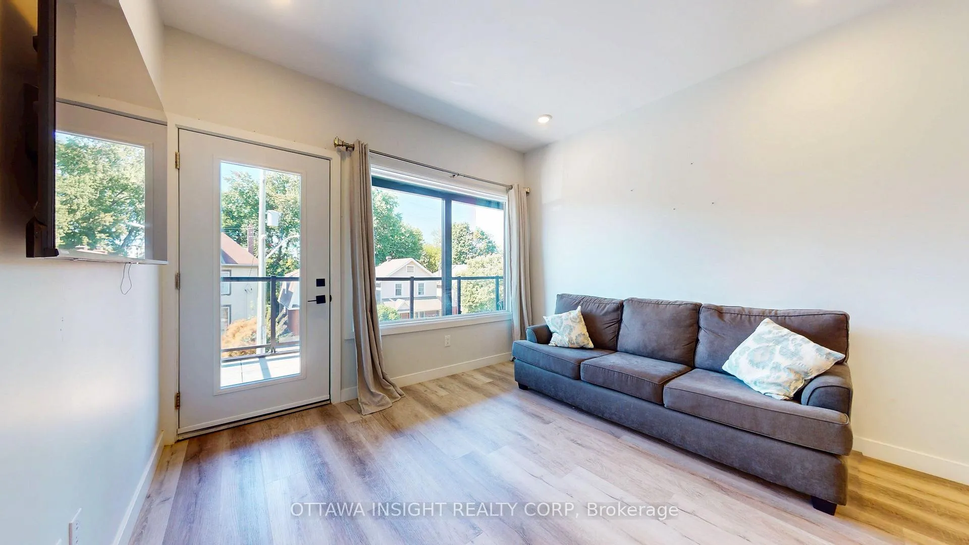 Photo 3 of Unit 3-S, 515 Chapel Street, Ottawa, Sandy Hill — HOMEH