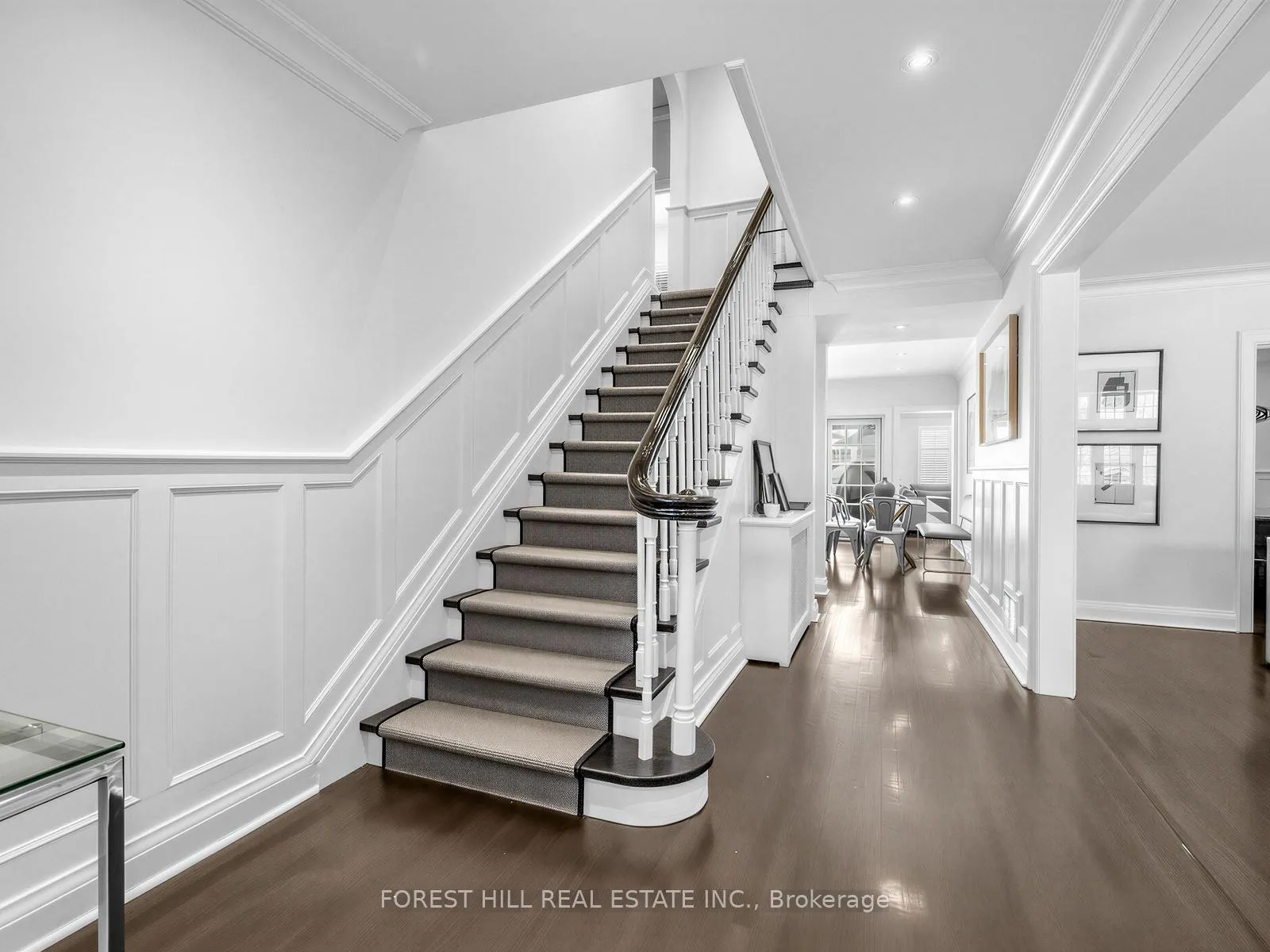 Photo 3 of 21 Gardiner Road, Toronto, Forest Hill South — HOMEH
