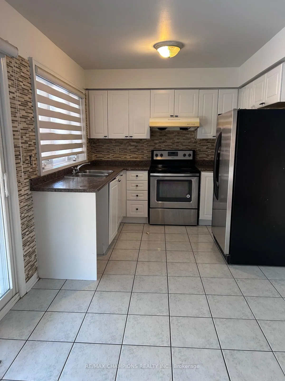 Photo 3 of 110 Mountainberry Road, Brampton, Sandringham-Wellington — HOMEH