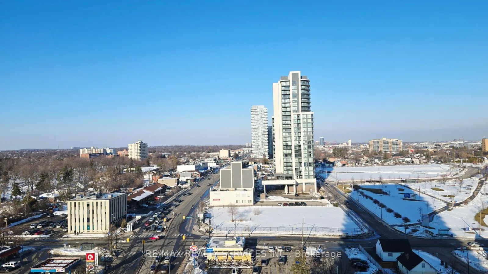 Photo 30 of Unit 1308, 100 John Street, Brampton, Downtown Brampton — HOMEH