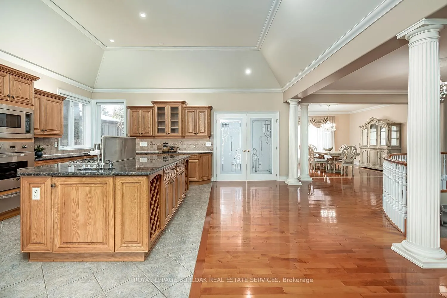 Photo 12 of 1031 Pelham Road, St. Catharines, Rykert/Vansickle — HOMEH