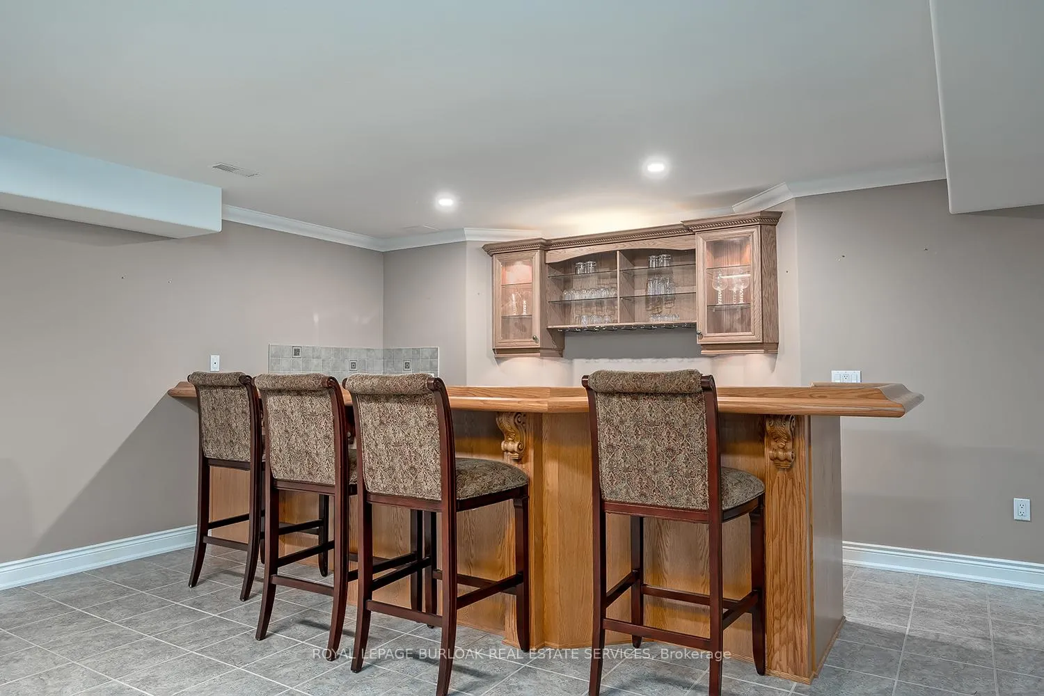 Photo 32 of 1031 Pelham Road, St. Catharines, Rykert/Vansickle — HOMEH