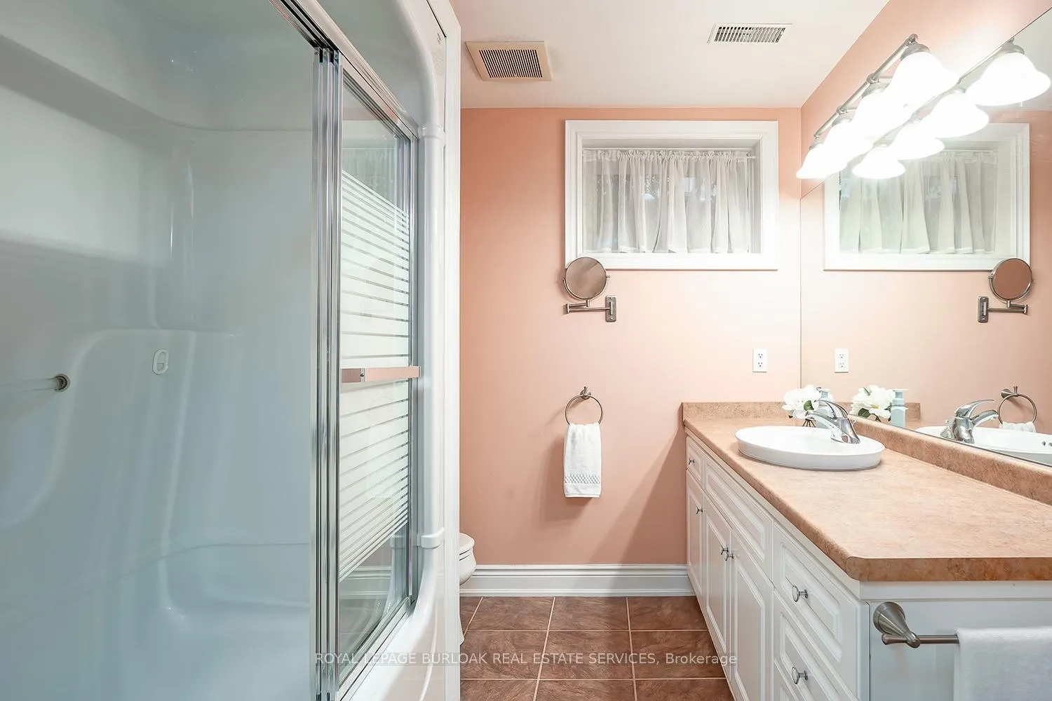 Photo 38 of 1031 Pelham Road, St. Catharines, Rykert/Vansickle — HOMEH