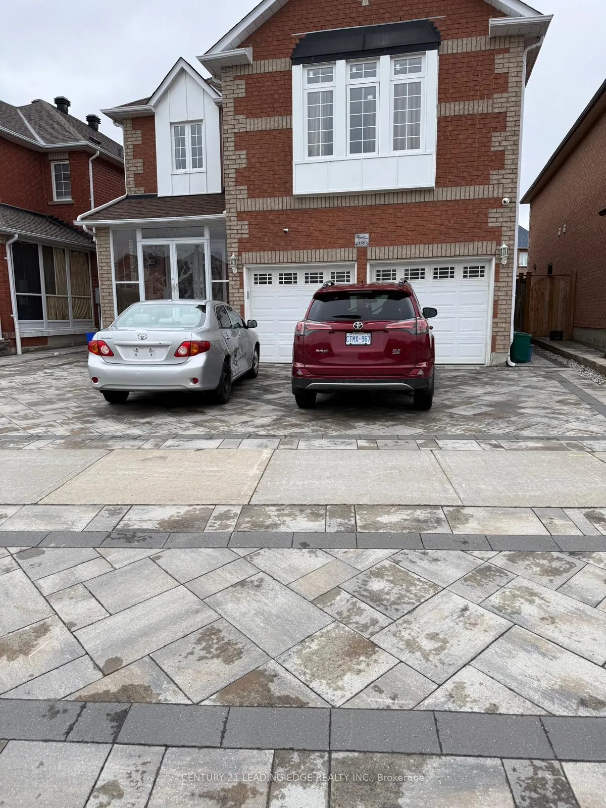 Front of Unit Bsmt, 176 Featherstone Avenue