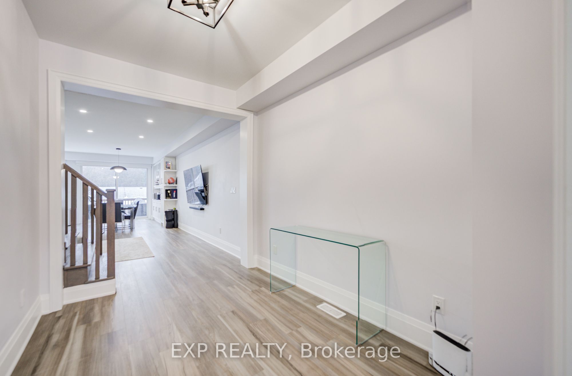 Photo 5 of 67 Pine Gate Place, Whitby, Williamsburg — HOMEH