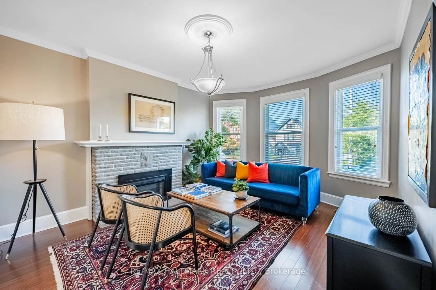 Photo 7 of 407 Aberdeen Avenue, Hamilton, Kirkendall — HOMEH