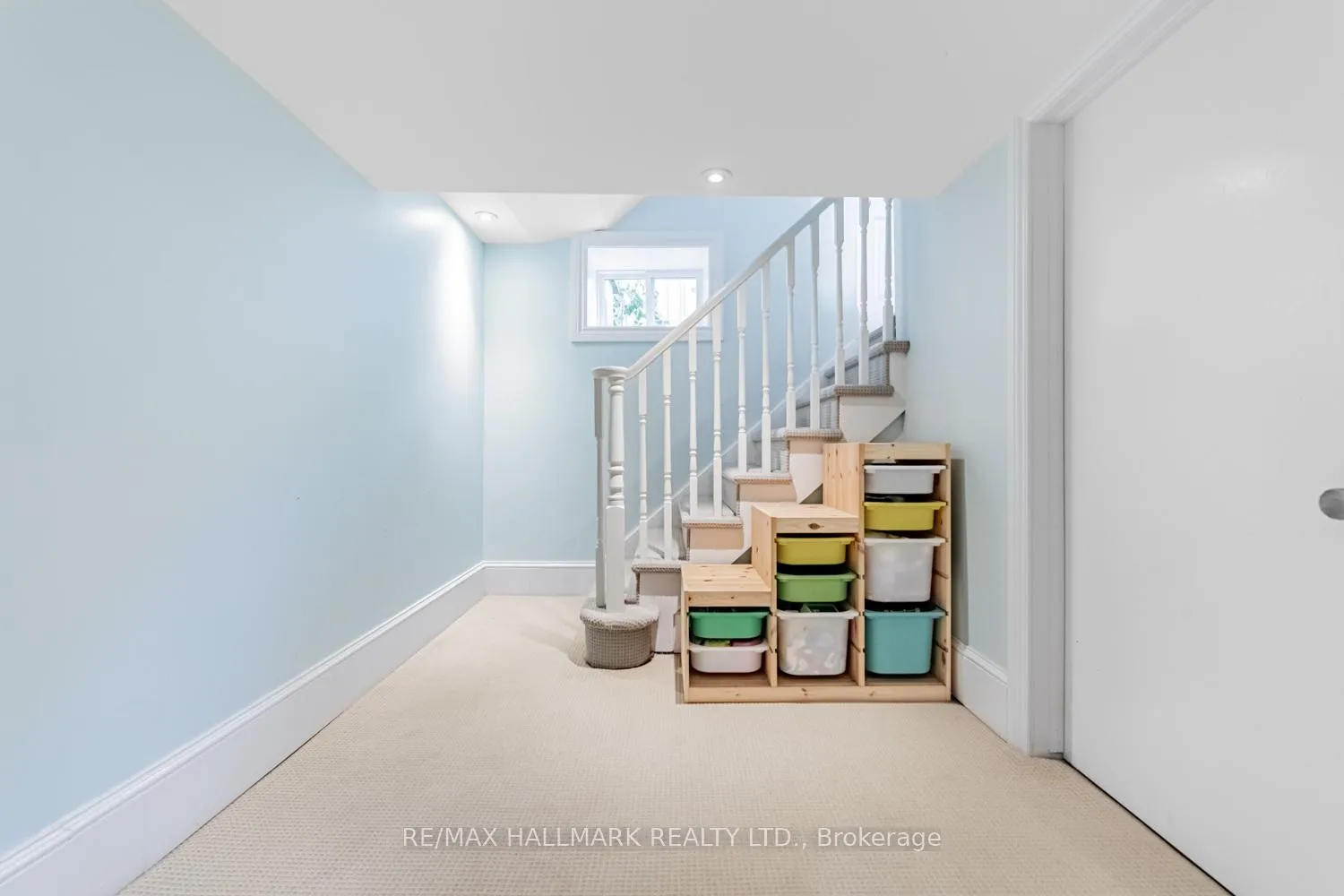Photo 32 of 407 Aberdeen Avenue, Hamilton, Kirkendall — HOMEH