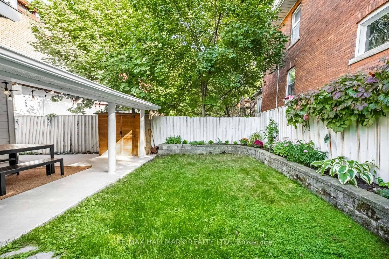 Photo 39 of 407 Aberdeen Avenue, Hamilton, Kirkendall — HOMEH