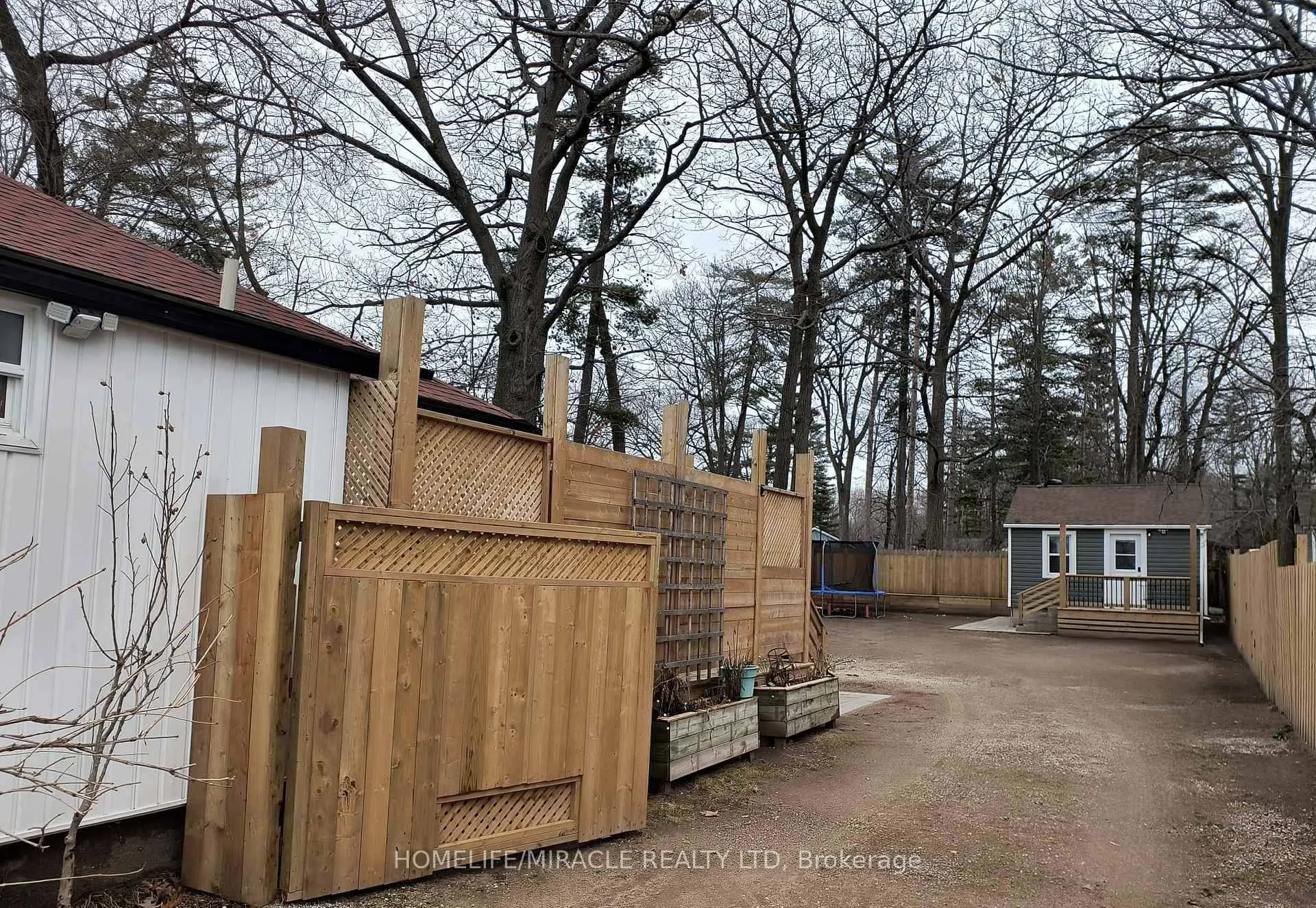 Photo 3 of 101 River Road E, Wasaga Beach — HOMEH