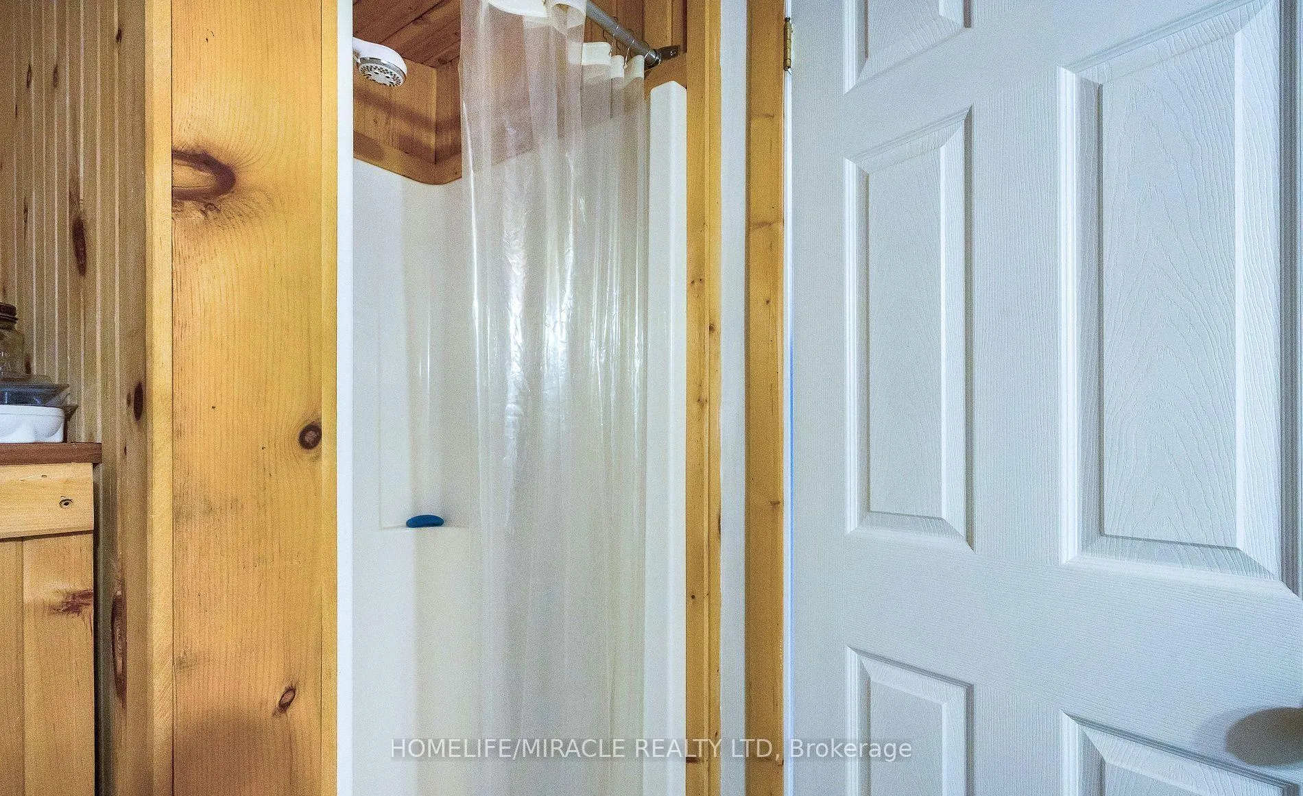 Photo 17 of 101 River Road E, Wasaga Beach — HOMEH
