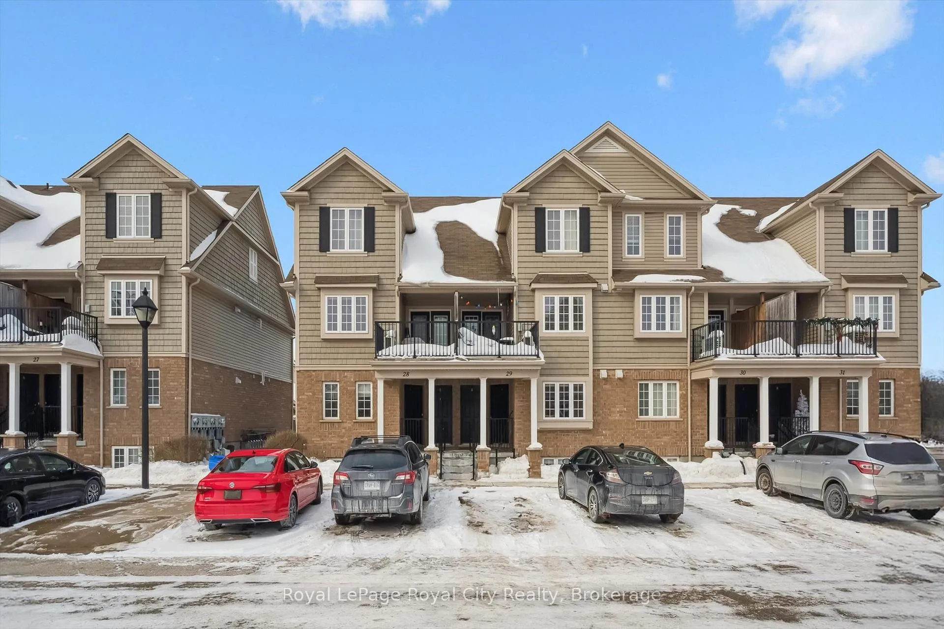Front of Unit 28B, 15 Carere Crescent