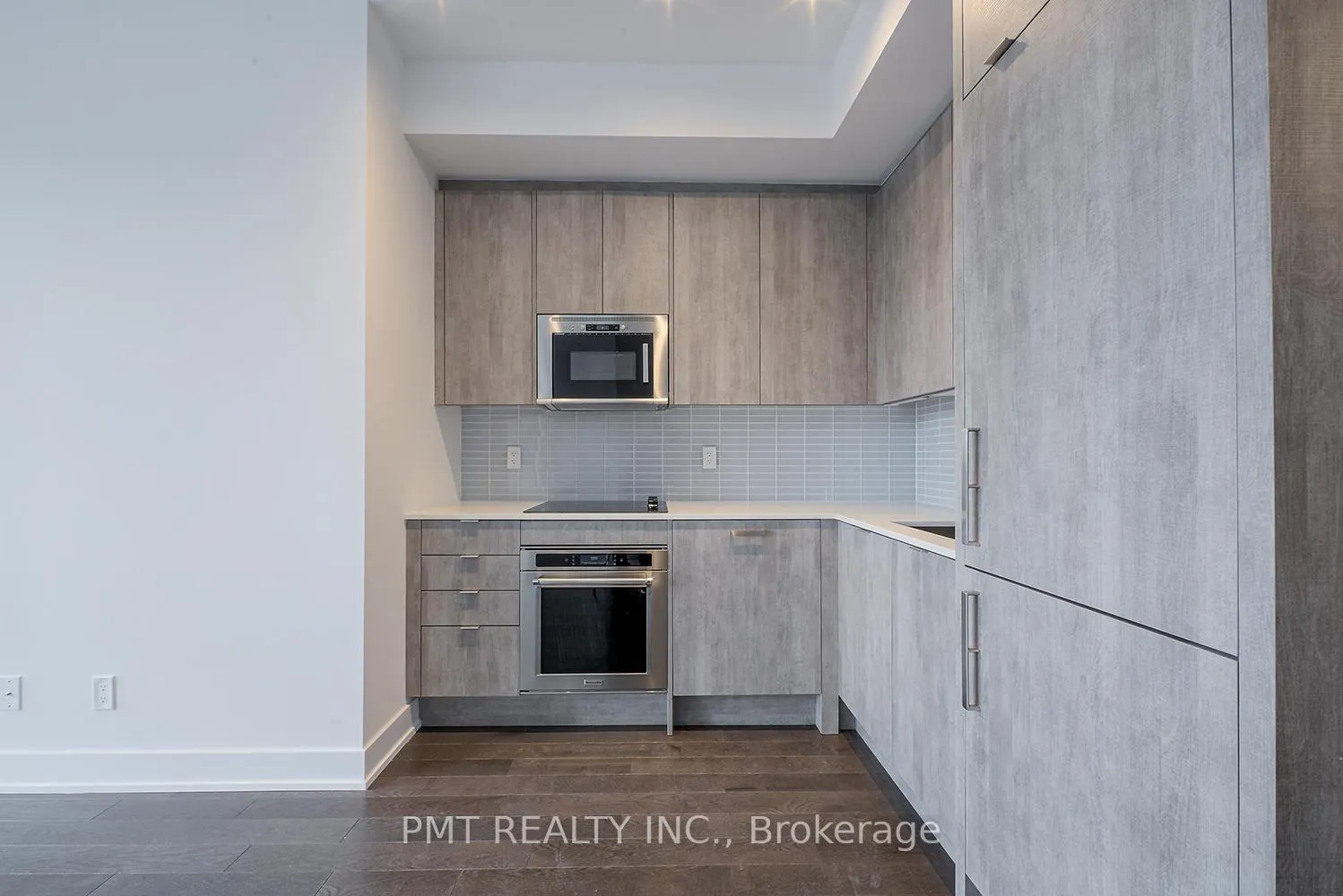 Photo 4 of Unit 510, 181 Bedford Road, Toronto, The Annex — HOMEH