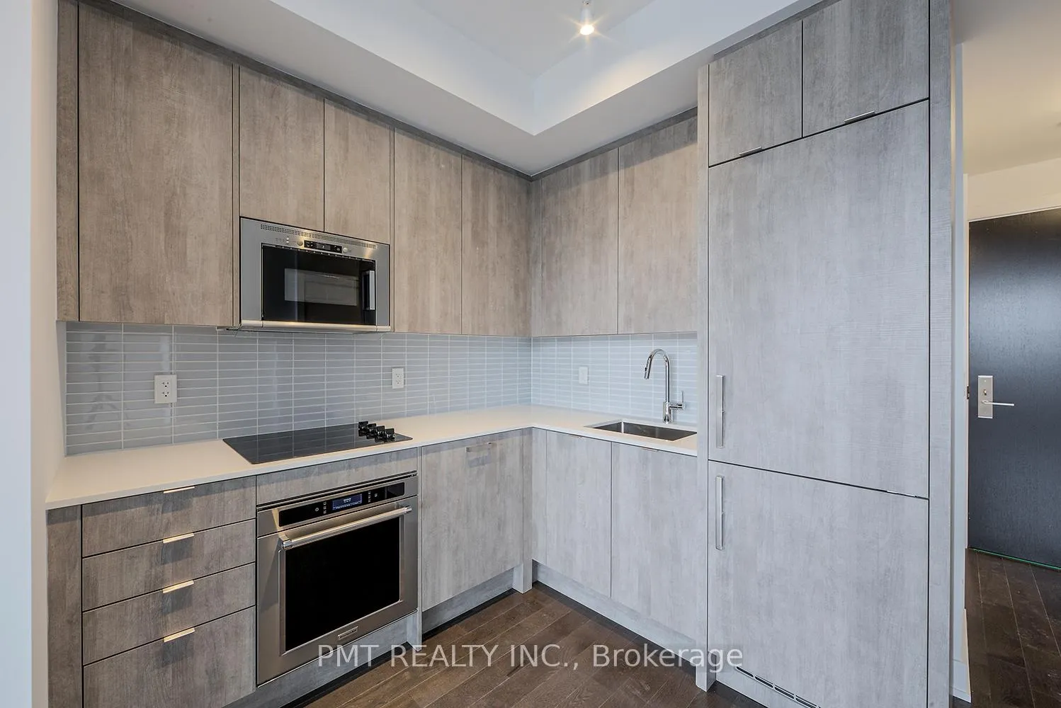 Photo 5 of Unit 510, 181 Bedford Road, Toronto, The Annex — HOMEH