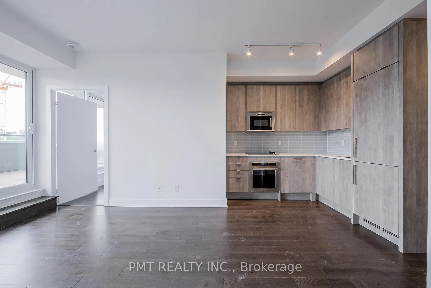 Photo 8 of Unit 510, 181 Bedford Road, Toronto, The Annex — HOMEH