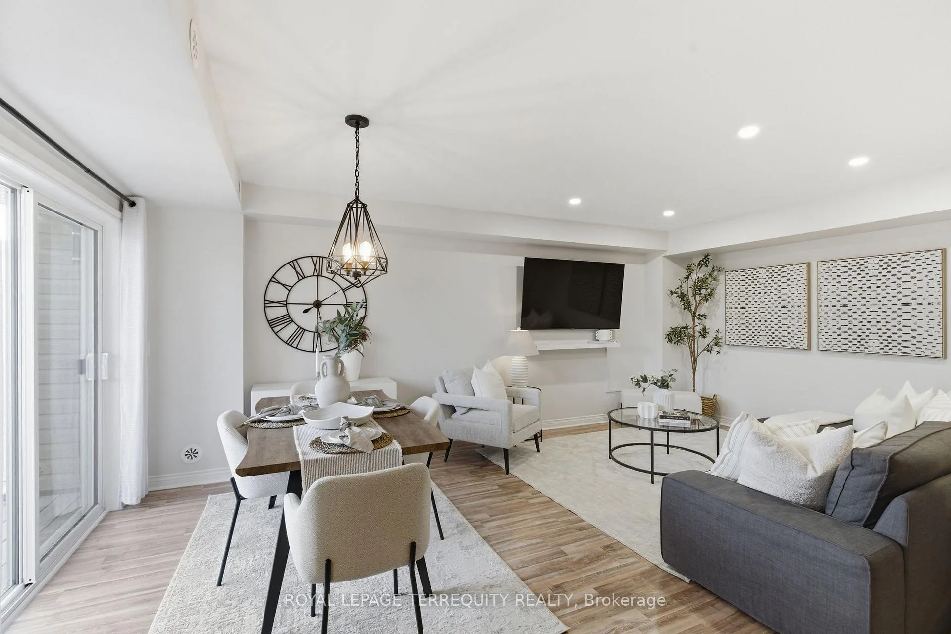 Photo 14 of 42 Artania Street, Oshawa, Windfields — HOMEH