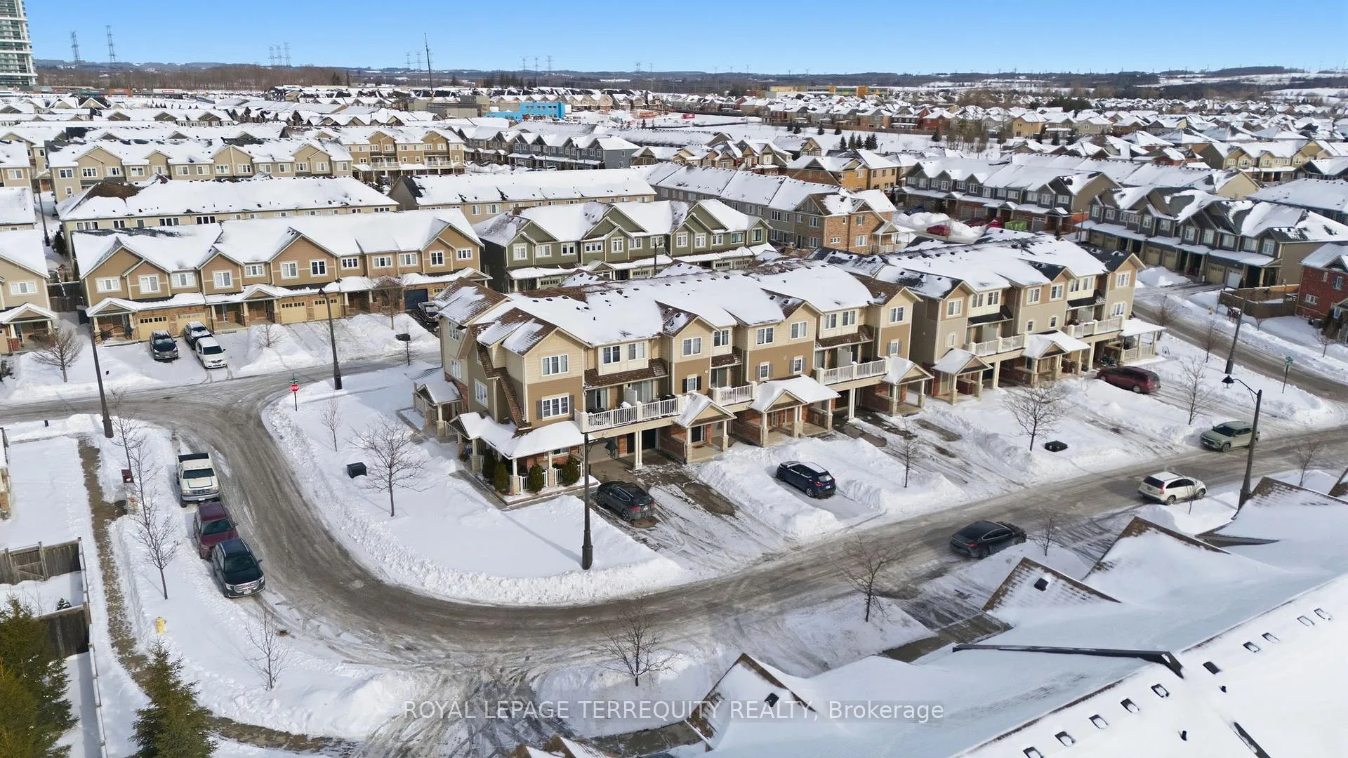 Photo 34 of 42 Artania Street, Oshawa, Windfields — HOMEH
