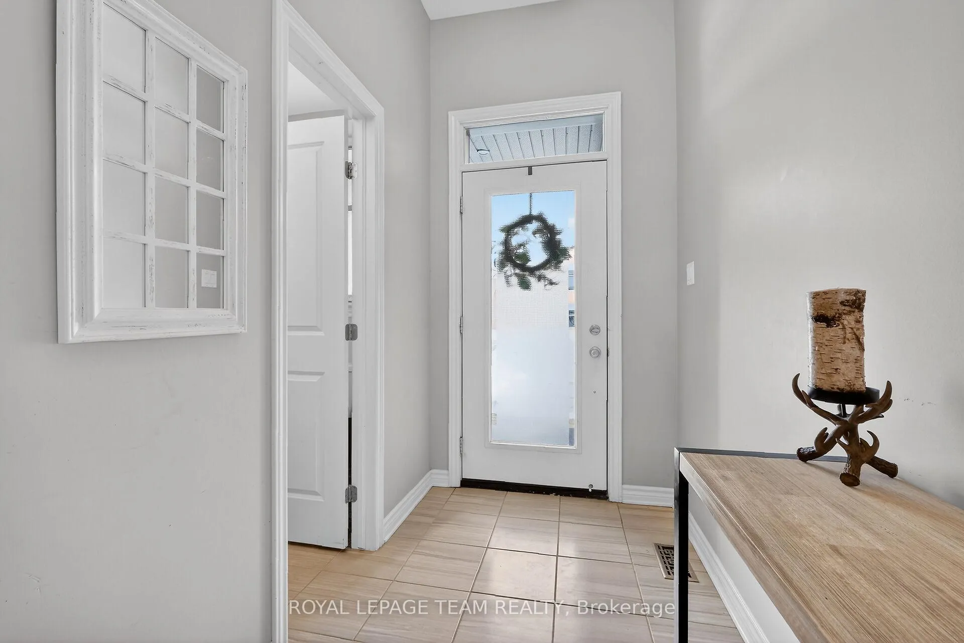 Photo 2 of 829 Miikana Road, Ottawa, Blossom Park/Kemp Park/Findlay Creek — HOMEH