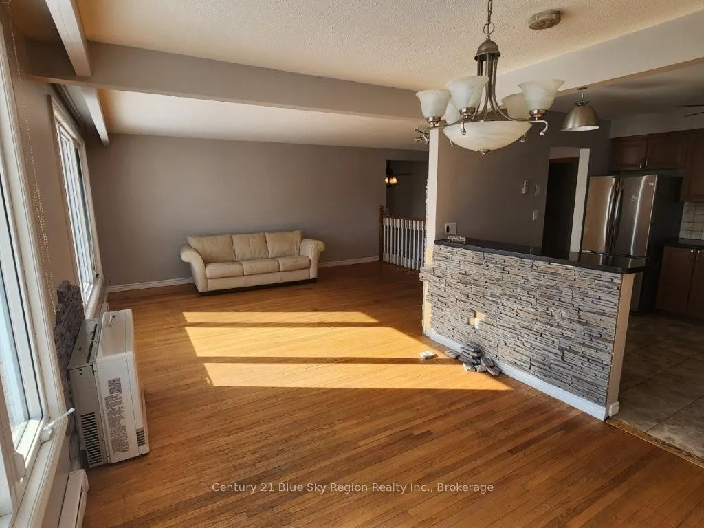Photo 5 of 88 Beverly Road, North Bay, Widdifield — HOMEH