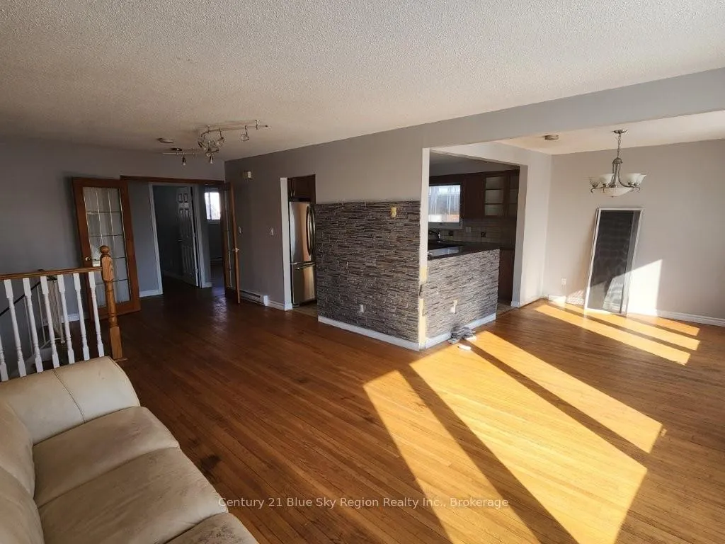Photo 6 of 88 Beverly Road, North Bay, Widdifield — HOMEH