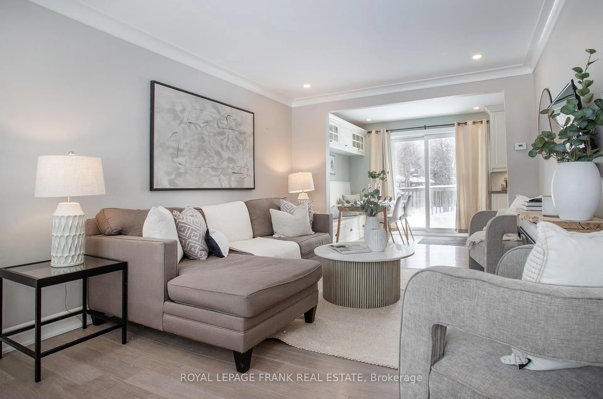 Photo 5 of 1107 Green Street, Whitby, Downtown Whitby — HOMEH