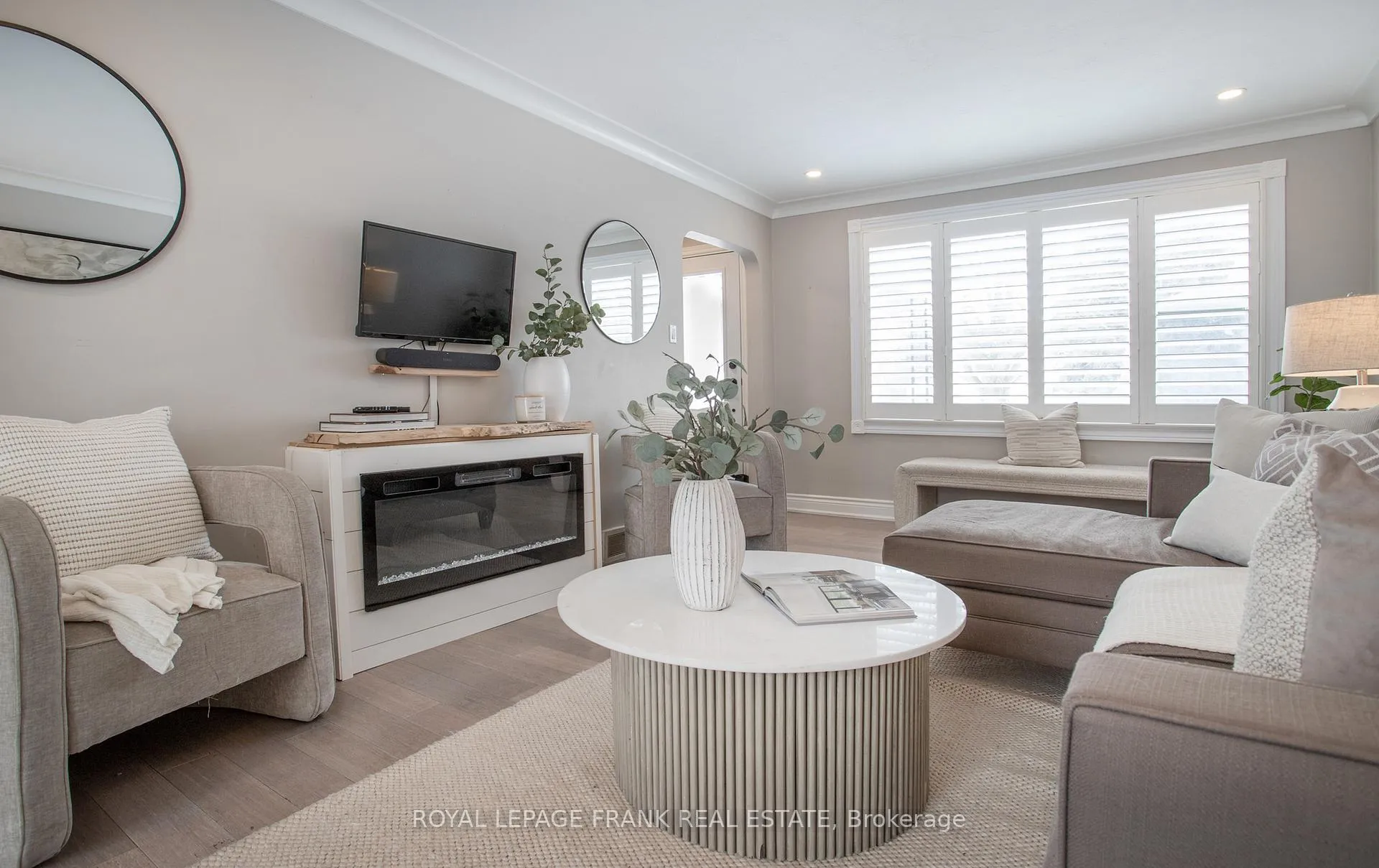 Photo 6 of 1107 Green Street, Whitby, Downtown Whitby — HOMEH