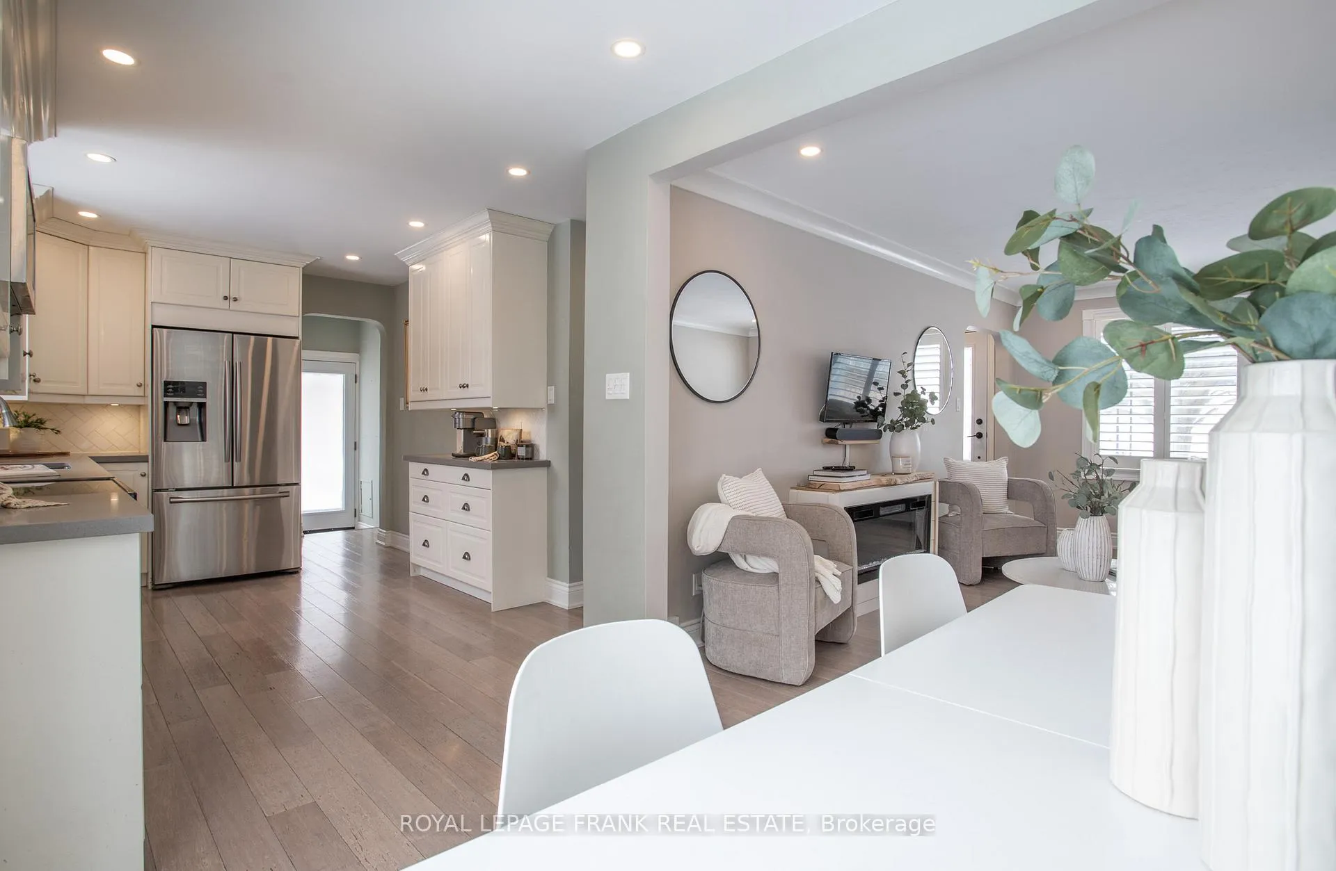 Photo 12 of 1107 Green Street, Whitby, Downtown Whitby — HOMEH