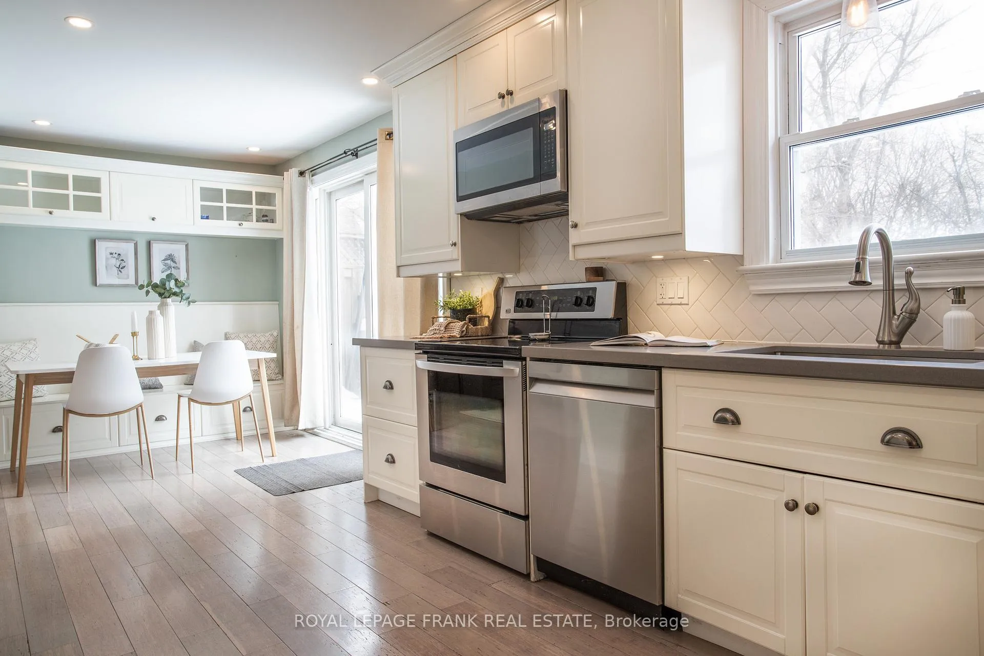 Photo 16 of 1107 Green Street, Whitby, Downtown Whitby — HOMEH