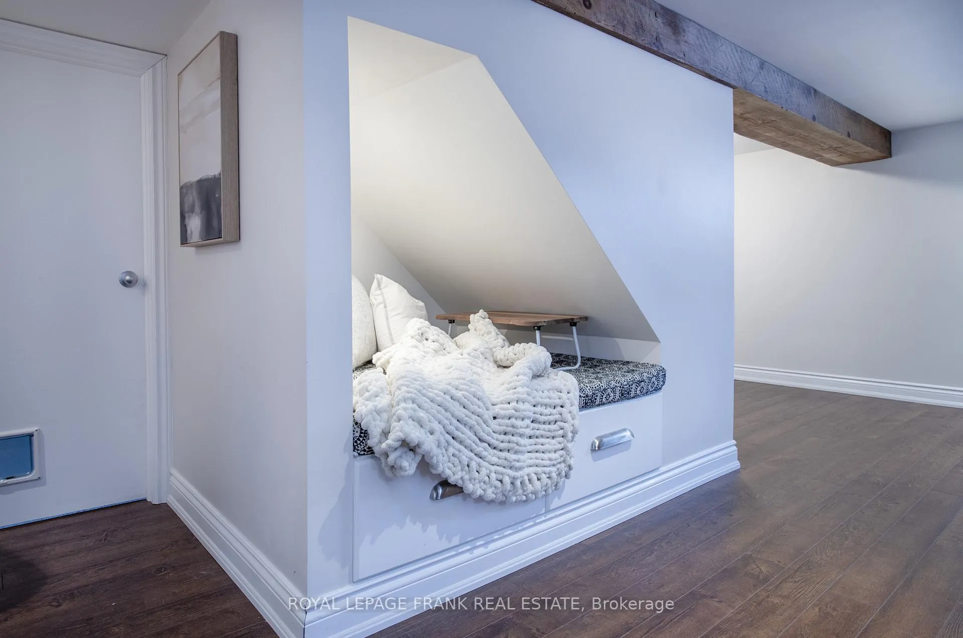 Photo 35 of 1107 Green Street, Whitby, Downtown Whitby — HOMEH