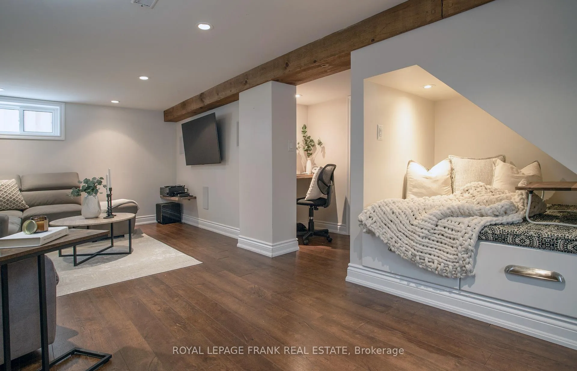 Photo 36 of 1107 Green Street, Whitby, Downtown Whitby — HOMEH