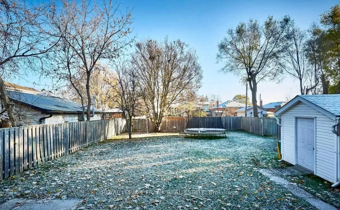 Photo 42 of 1107 Green Street, Whitby, Downtown Whitby — HOMEH