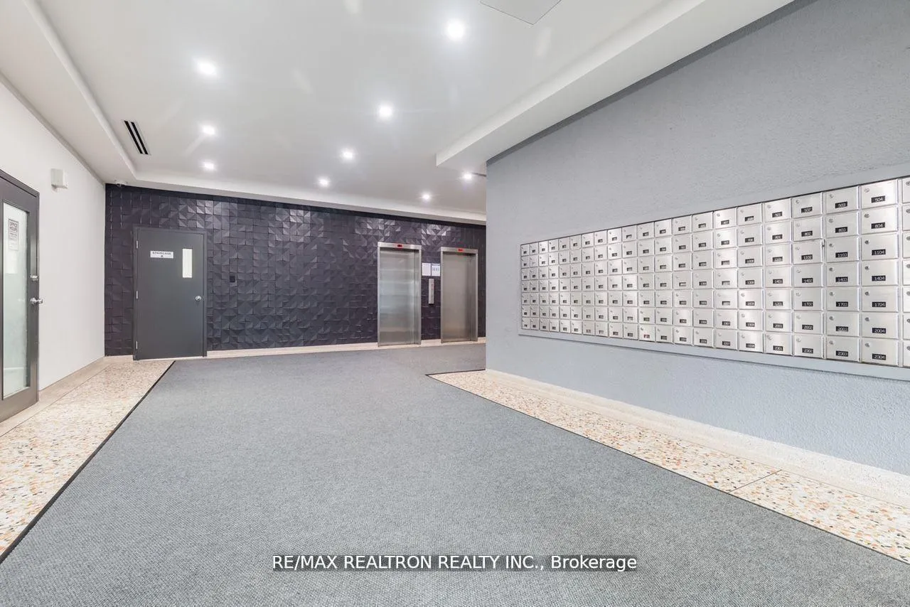 Photo 2 of Unit 1208, 21 Vaughan Road, Toronto, Wychwood — HOMEH