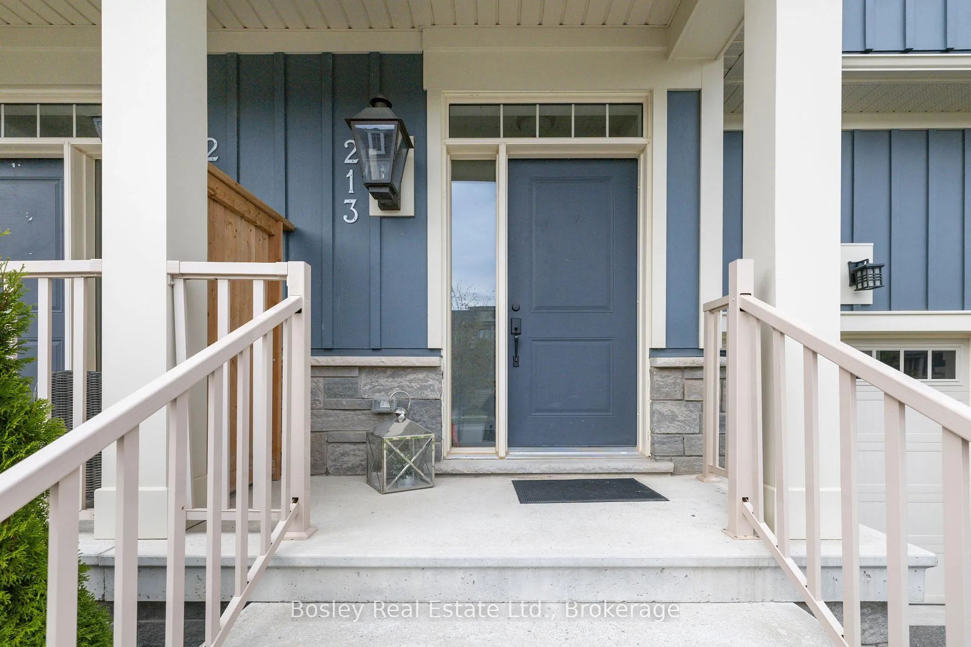 Photo 3 of 213 Yellow Birch Crescent, Blue Mountains — HOMEH