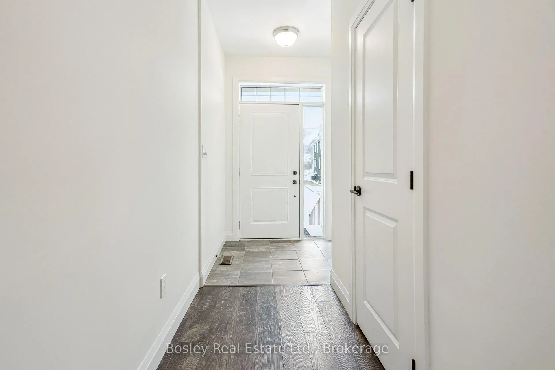 Photo 6 of 213 Yellow Birch Crescent, Blue Mountains — HOMEH