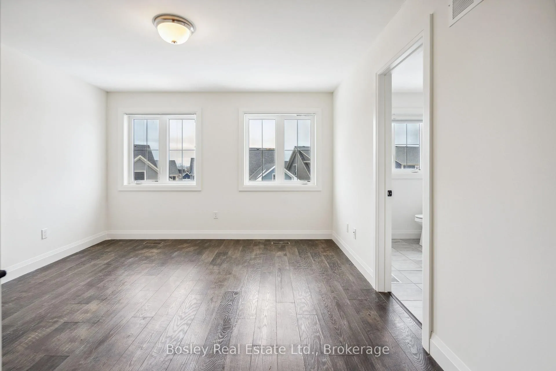Photo 18 of 213 Yellow Birch Crescent, Blue Mountains — HOMEH
