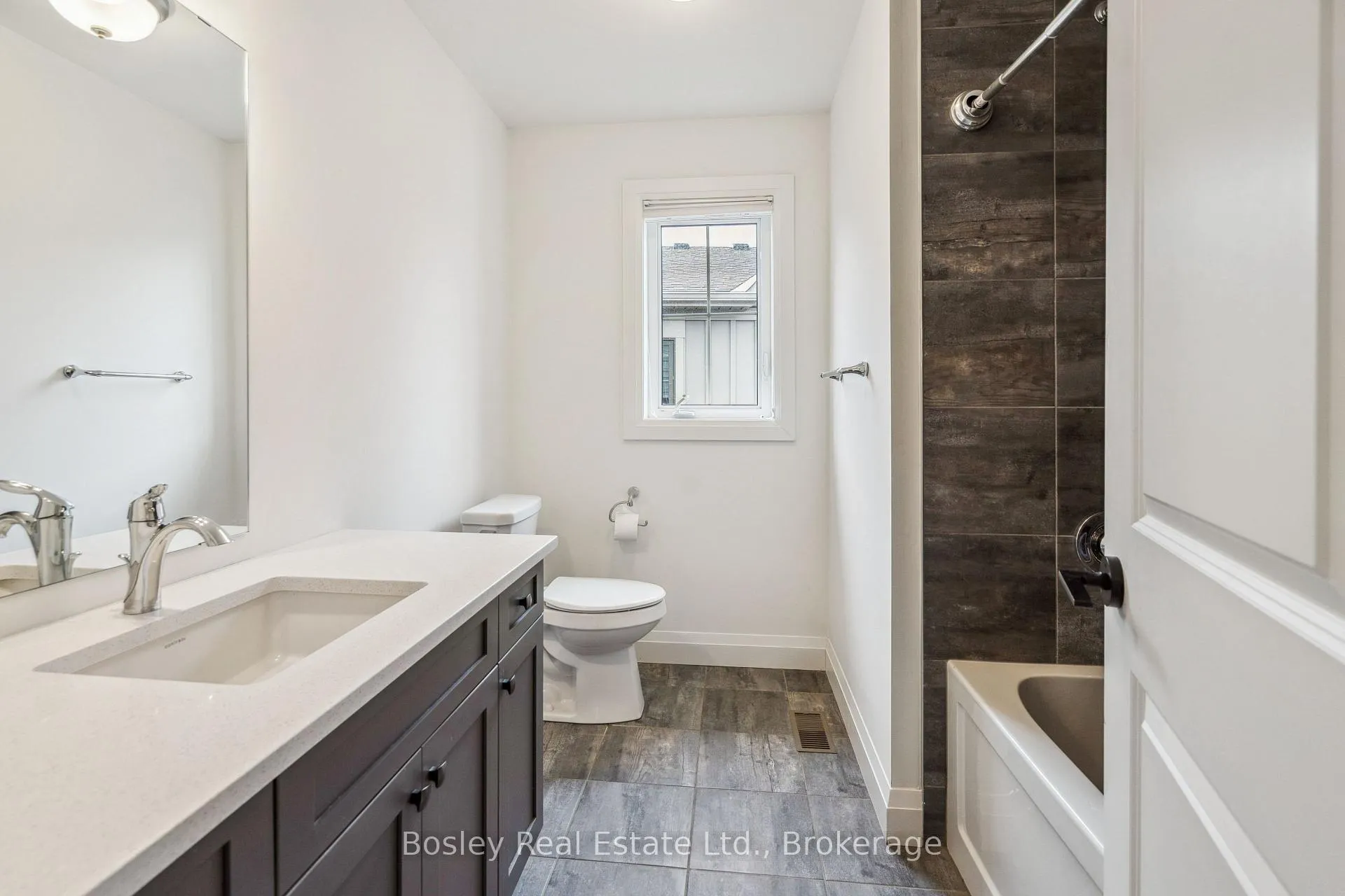 Photo 26 of 213 Yellow Birch Crescent, Blue Mountains — HOMEH