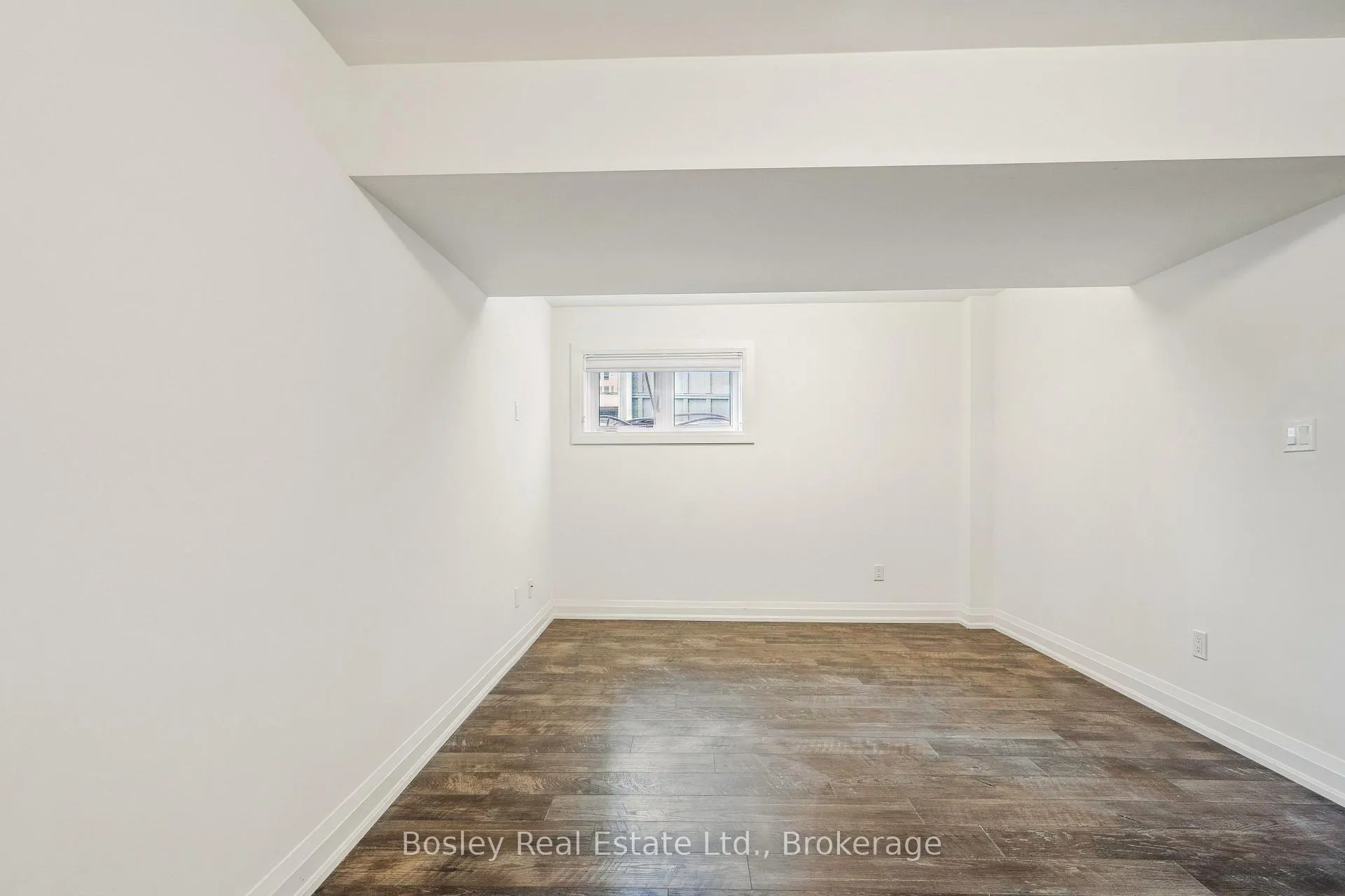 Photo 29 of 213 Yellow Birch Crescent, Blue Mountains — HOMEH