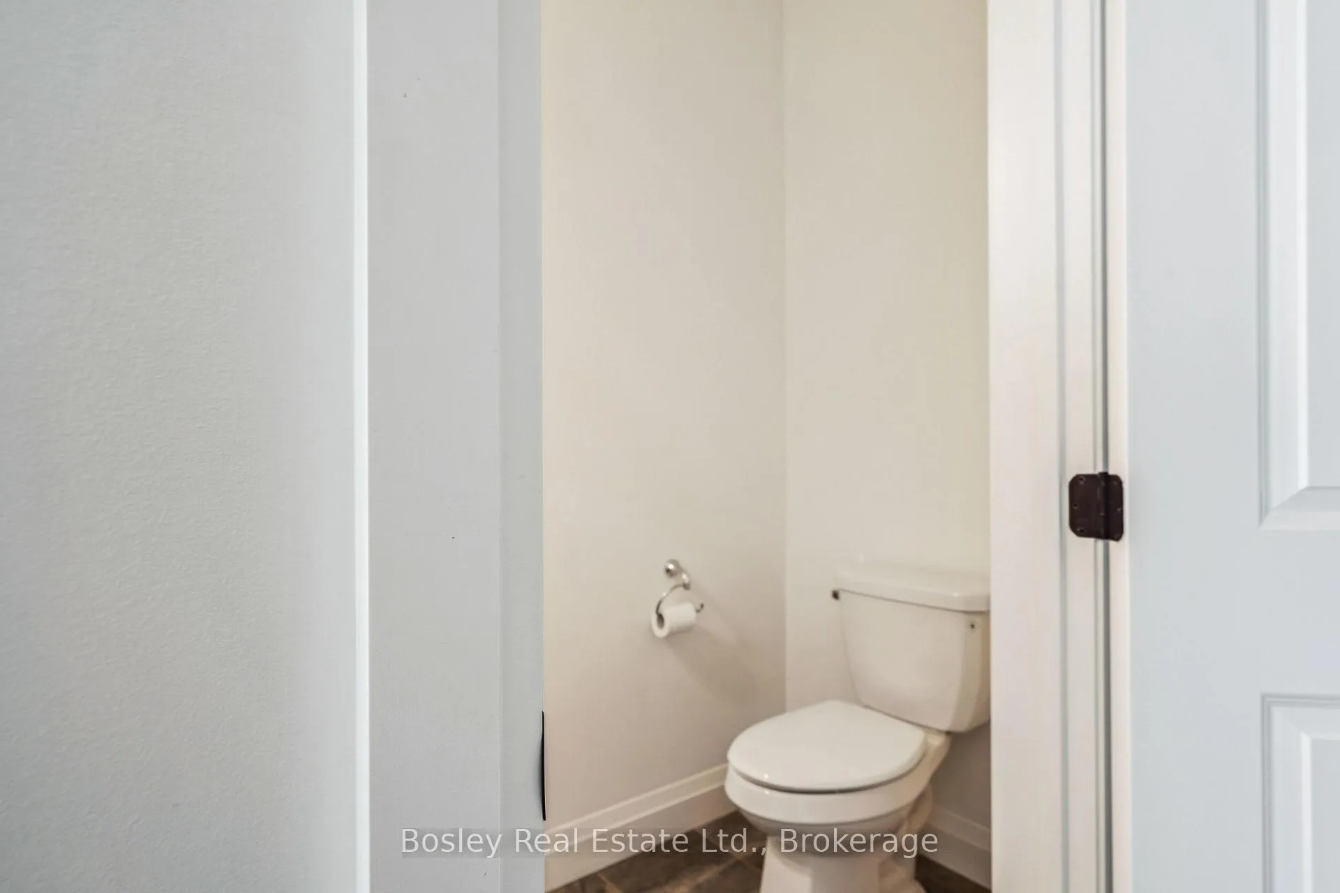 Photo 33 of 213 Yellow Birch Crescent, Blue Mountains — HOMEH