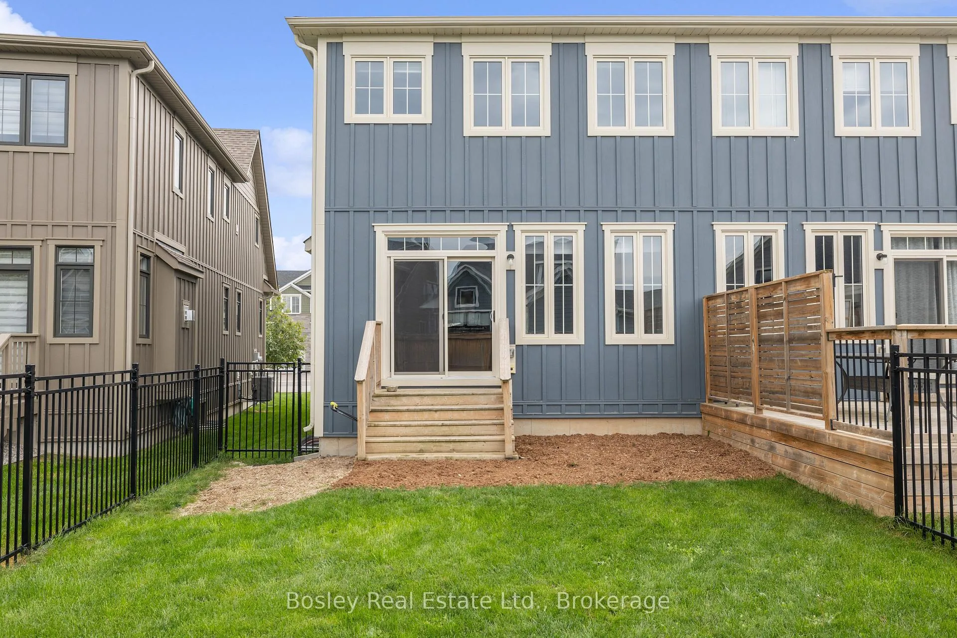 Photo 36 of 213 Yellow Birch Crescent, Blue Mountains — HOMEH