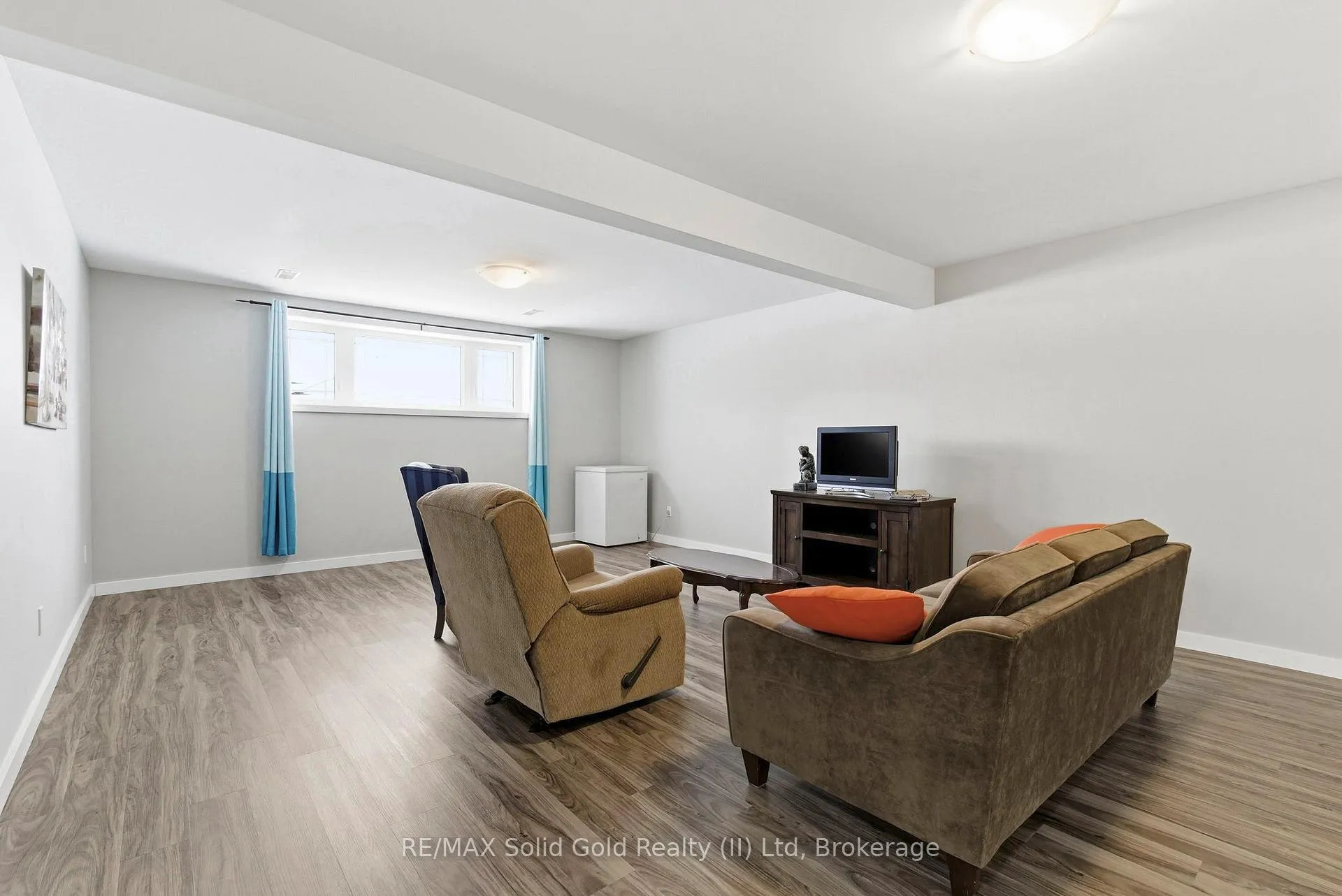 Photo 22 of 242 Glen Nora Drive, Cornwall — HOMEH