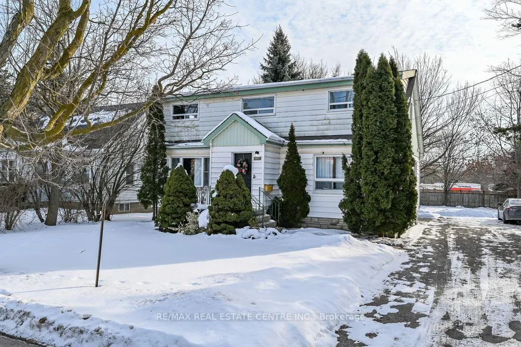 Front of Unit 2, 2657 Binbrook Road