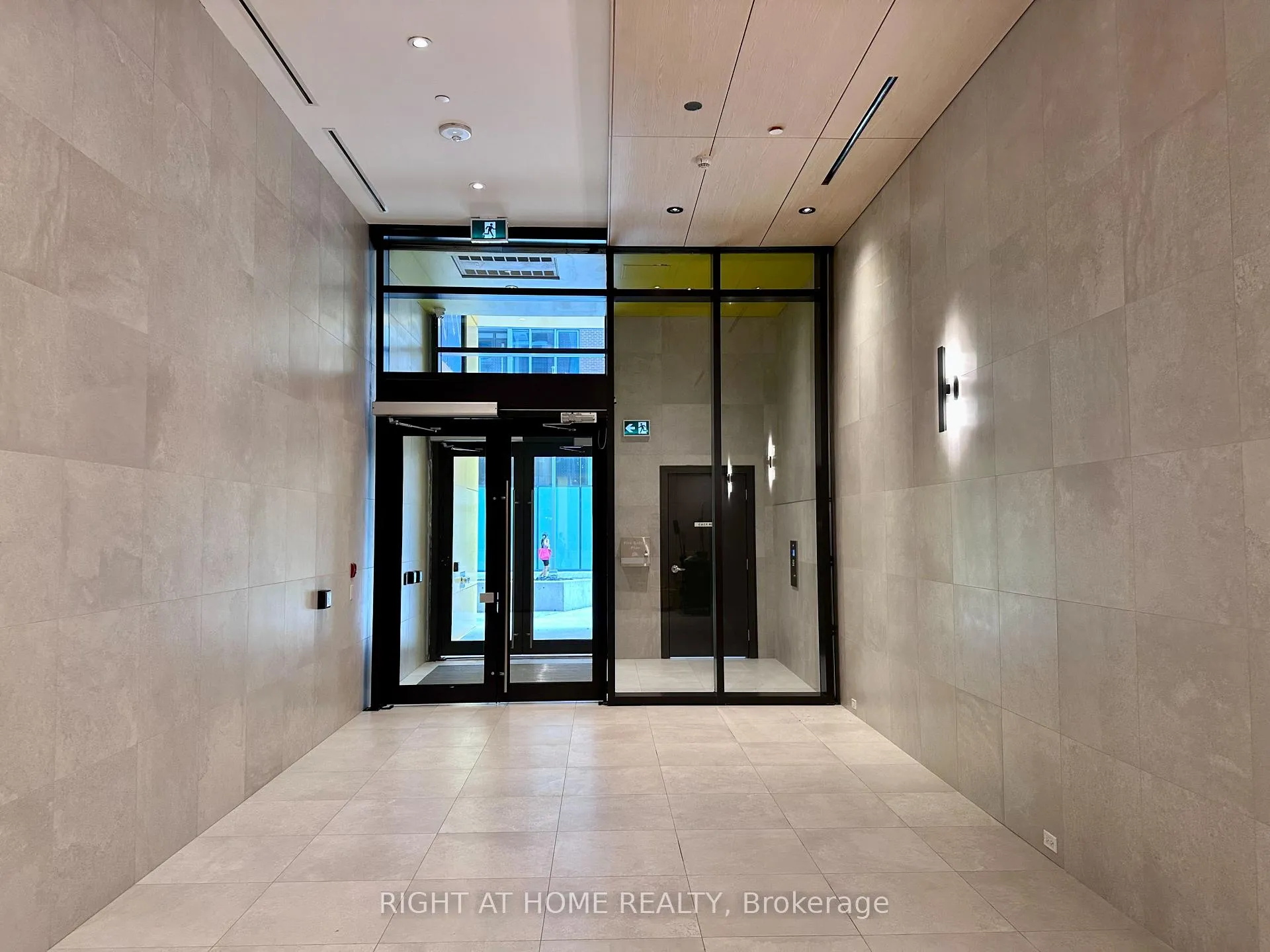 Photo 2 of Unit 705, 45 Baseball Place, Toronto, South Riverdale — HOMEH